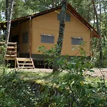 Camping L'hirondelle Drôme 4* Menglon