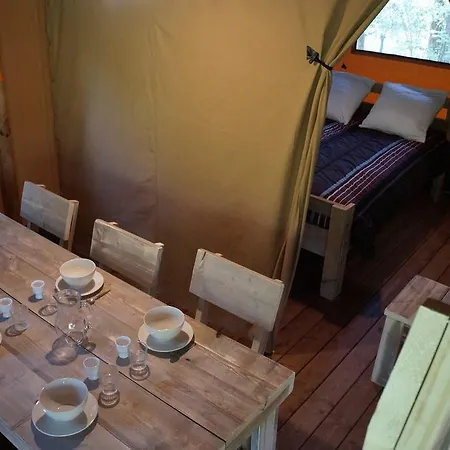 Camping L'hirondelle Drôme Hotel 4*