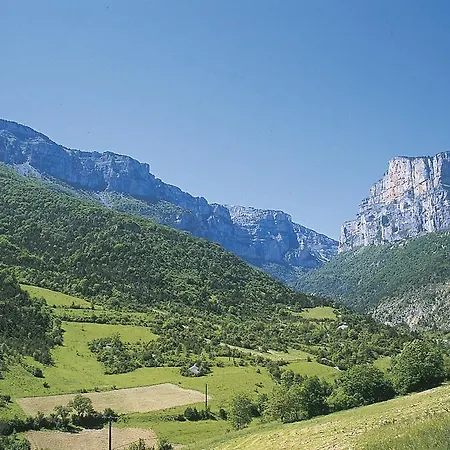 Camping L'hirondelle Drôme 4* Menglon