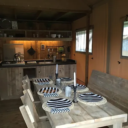 Camping L'hirondelle Drôme Hotel Menglon