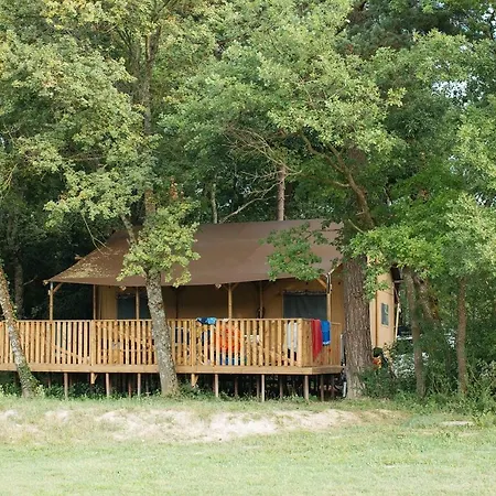 Hotel Camping L'hirondelle Drôme