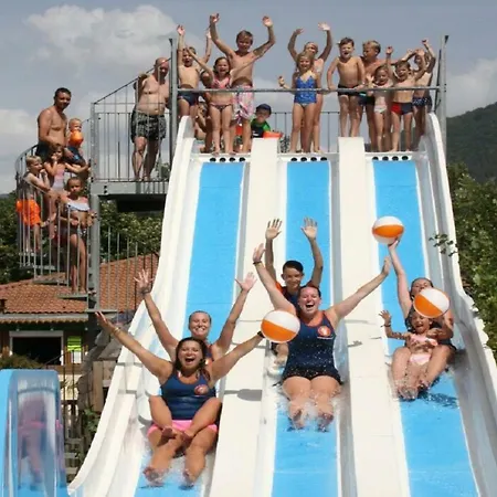 Camping L'hirondelle Drôme 4* Menglon