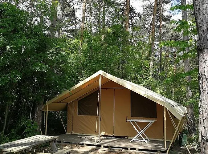Camping L'hirondelle 4*