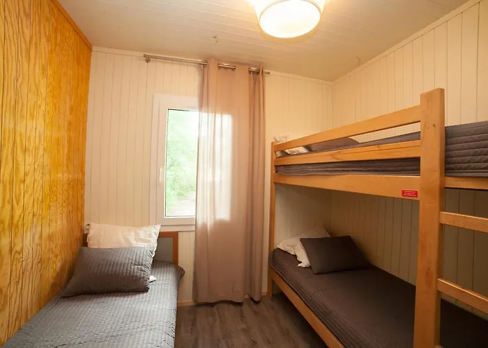 Camping L'hirondelle 4* Menglon