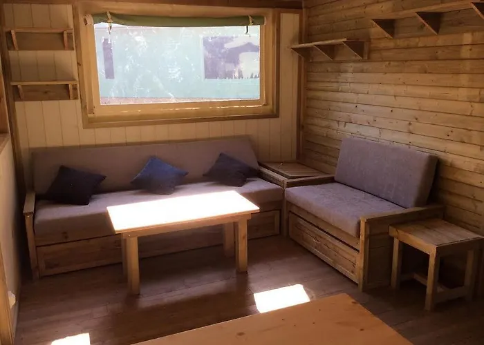Camping L'hirondelle Hotel Menglon