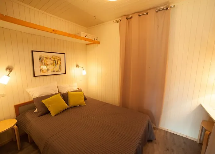 Camping L'hirondelle Hotel