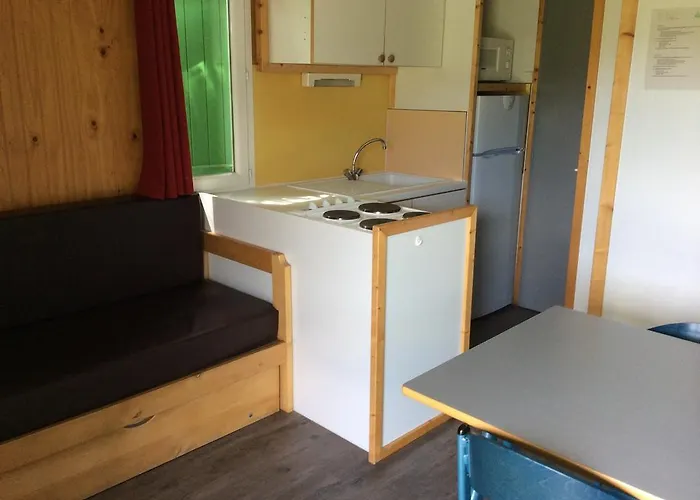 Camping L'hirondelle 4* Menglon
