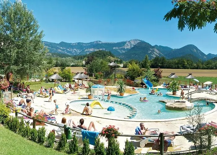 Camping L'hirondelle Hotel Menglon