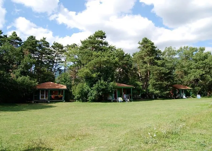 Hotel Camping L'hirondelle Menglon