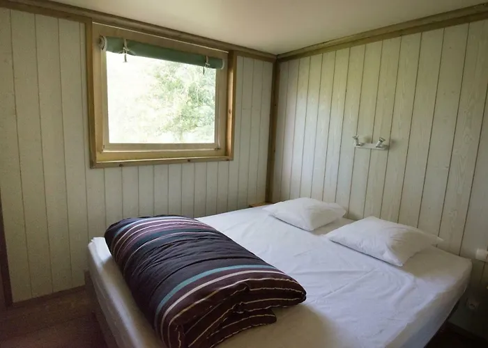 Camping L'hirondelle Hotel 4*